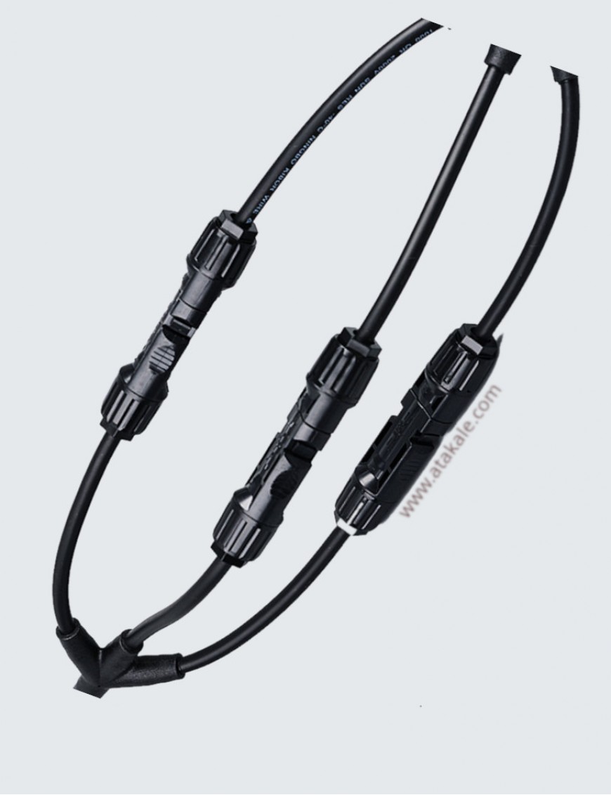 Güneş Paneli Y Branş Güneş Paneli Paralelleme Aparatı 3'lü Kablolu